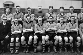 九游账号登录中心官网-风云突变斯图加特赛前强势反弹，足总杯版图或变，底气十足，轮换策略成焦点(超级特摄大战)